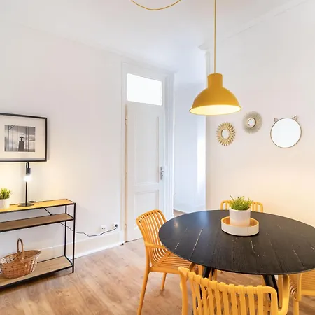 Restauradores By Hill * Лісабон