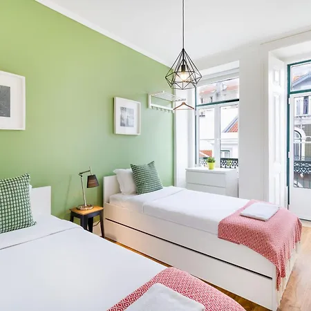 Restauradores By Hill